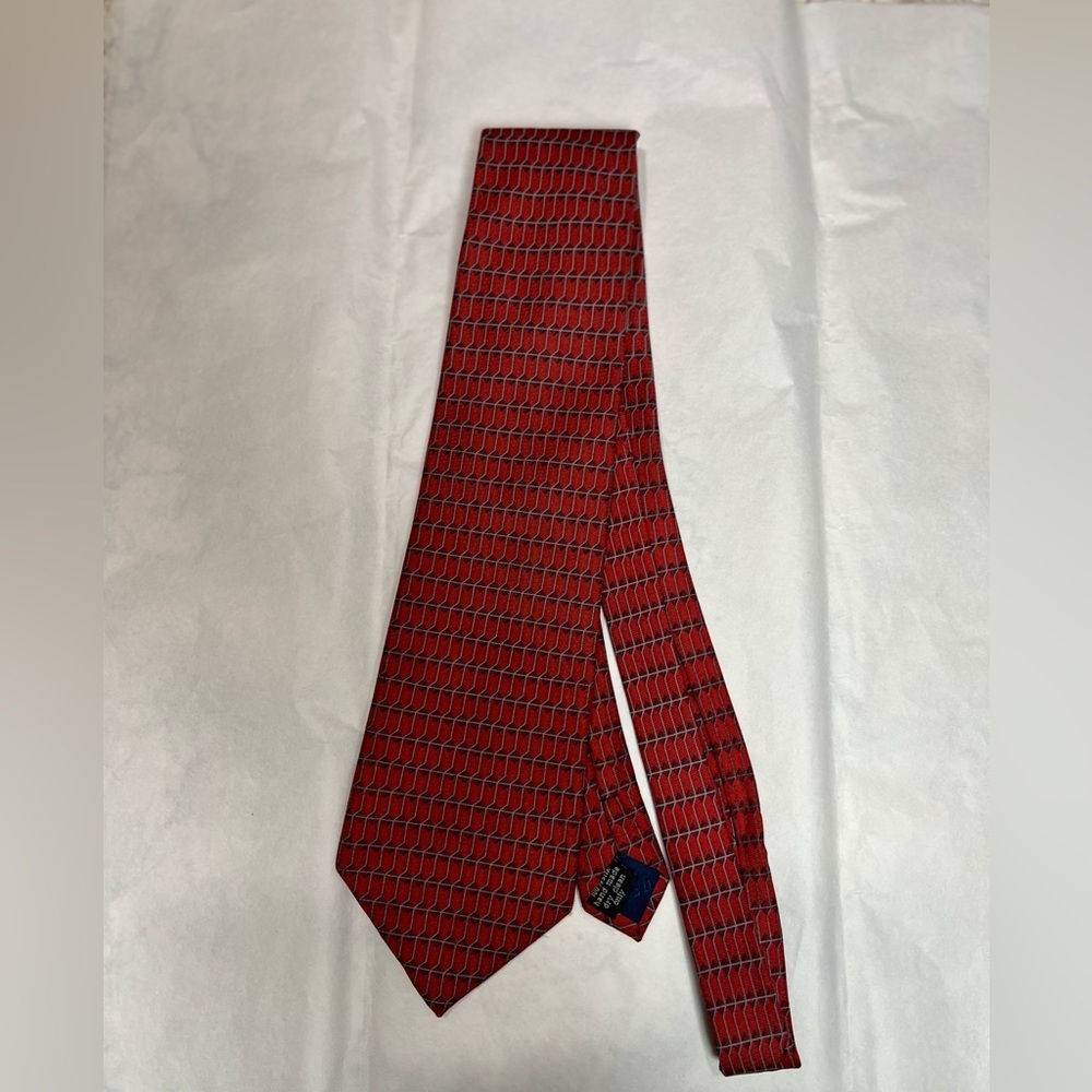 Carlos Devenezia Classic Silk Red Geometric Pattern Tie